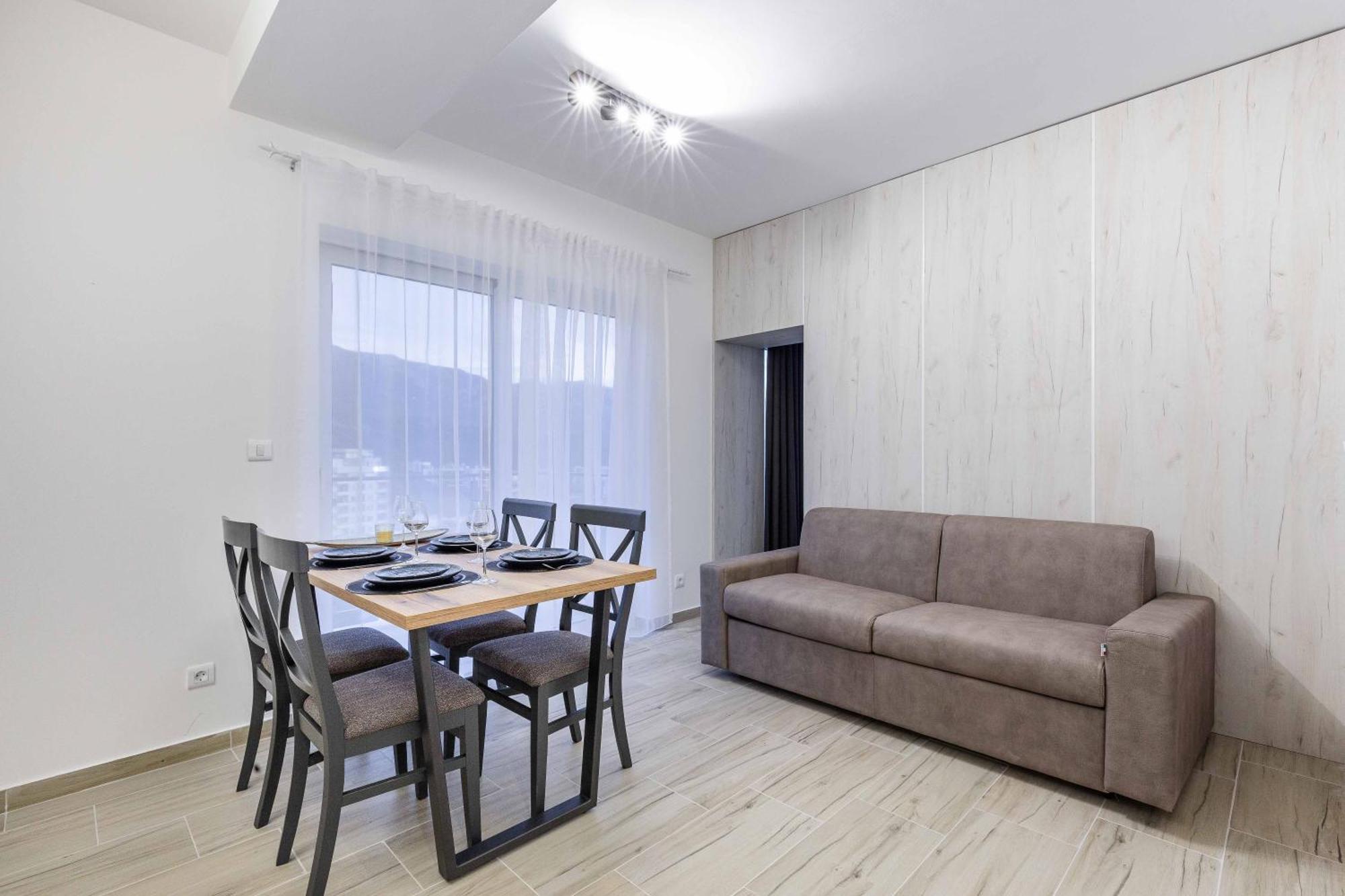 Sunny Side Wellness Resort & Spa Budva Dış mekan fotoğraf